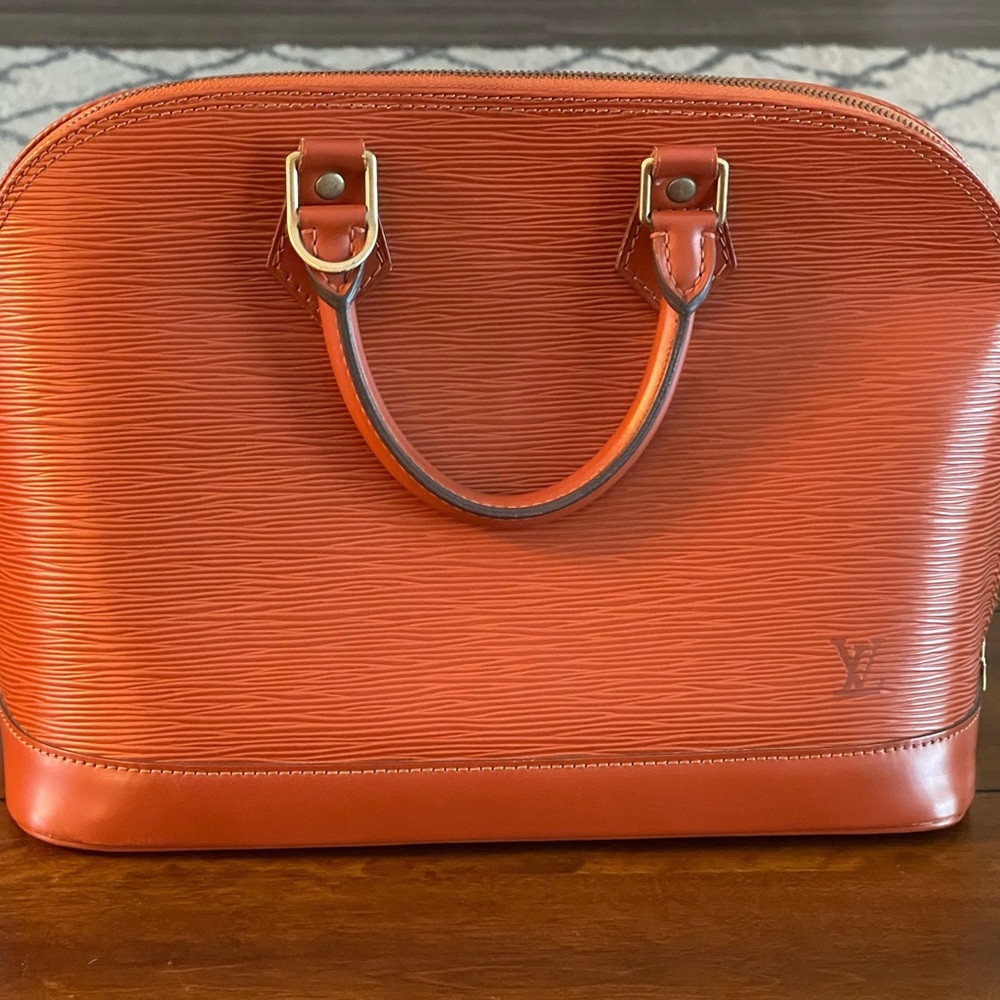 Louis Vuitton Vintage Alma bag